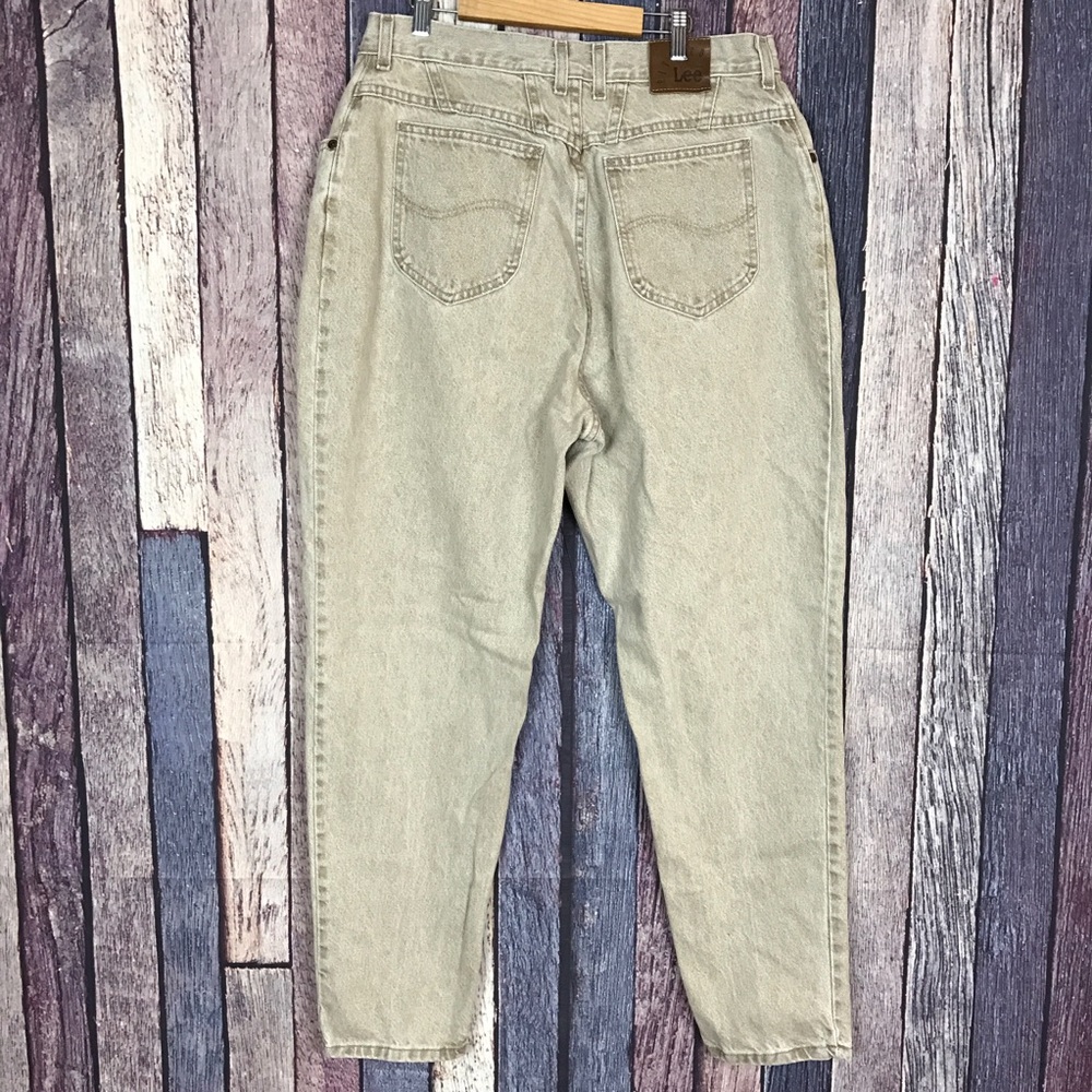 Vintage Lee Tan/Beige High-Waist Mom Jeans 90s